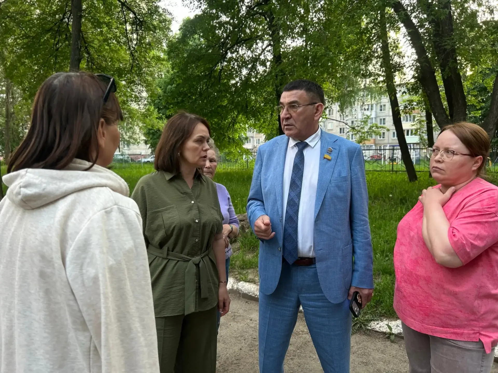В Чебоксарах Единый информационный день завершился встречами с жителями на дворовых площадках  Накан