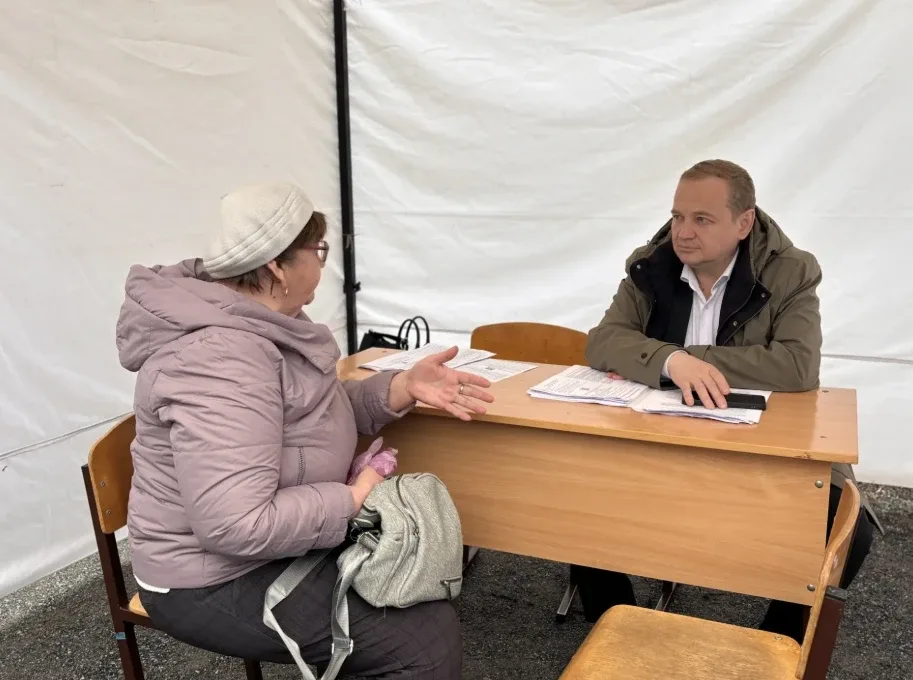 В Чебоксарах продолжаются выездные прием граждан, пострадавших от атак БПЛА  Очередной выездной прие