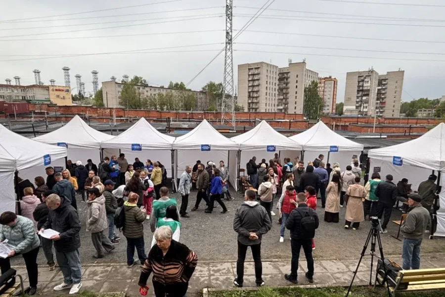 В Чебоксарах продолжаются выездные прием граждан, пострадавших от атак БПЛА  Очередной выездной прие