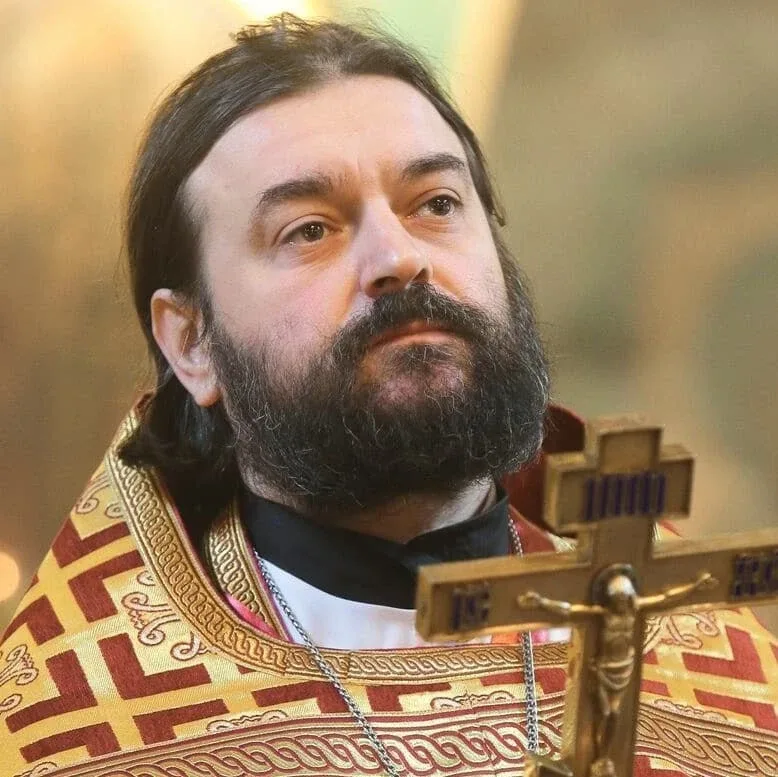 👧Благодарность – лучшее лекарство от уныния  Это благо-дарность. Нужно учить людей на исповедях и на