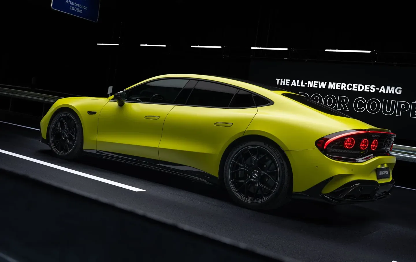 🚀 Новый Mercedes-AMG GT 4-Door Coupe: виртуальный V8 ультраскоростная зарядка  Двигатели внутреннего
