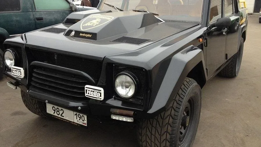 💪 Танк вместо спорткара. Редкие автомобили DRIVE2  Всего два экземпляра Lamborghini LM-002 зарегистр