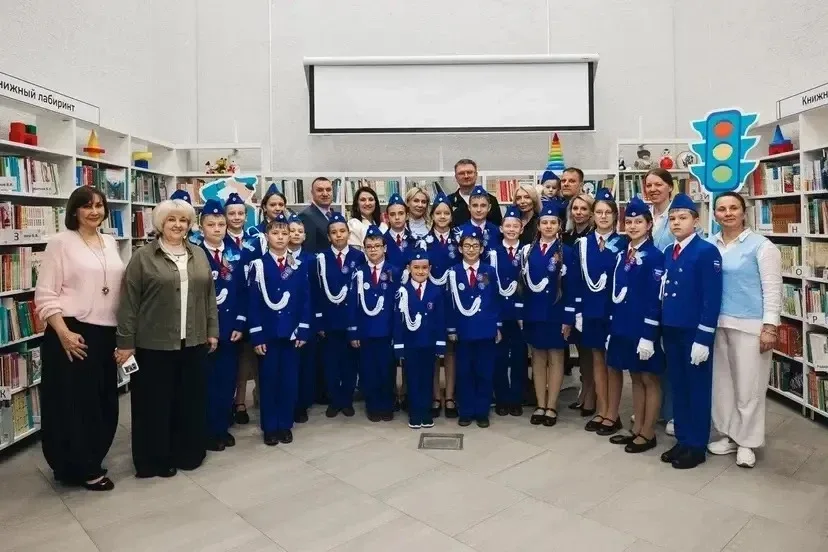 ⚡️«Добрая Дорога Детства» на встрече в честь 90-летия Госавтоинспекции!   📍В детской библиотеке № 24