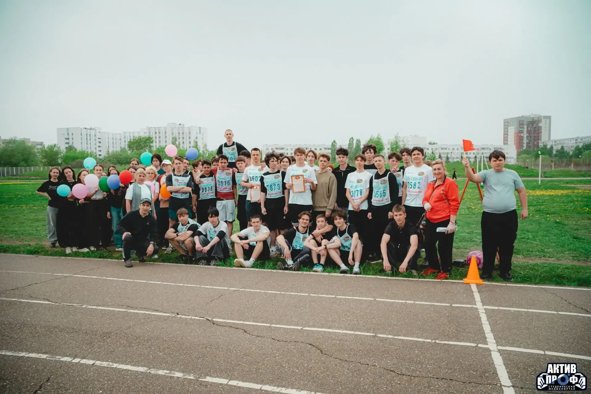 В Инженерно-экономическом колледже прошла легкоатлетическая эстафета «Беги, передай, победи!»  На ст
