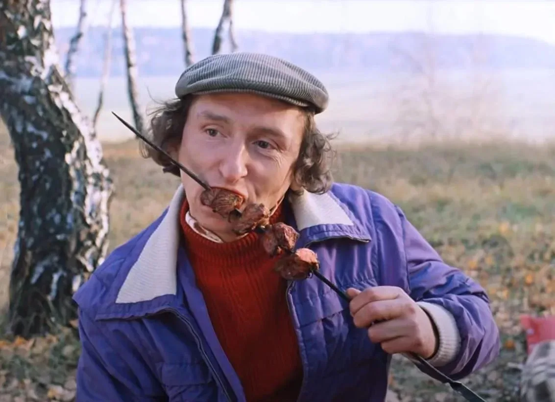 Согласитесь, не просто так каждую весну миллионы людей с мясом штурмуют парки?   Первым делом развен