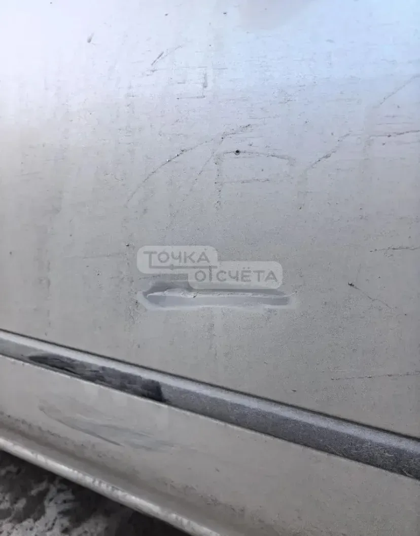 ❗️В Дальнем кто-то врезался в Toyota Carina и скрылся  Авария произошла на улице Крымской в планиров