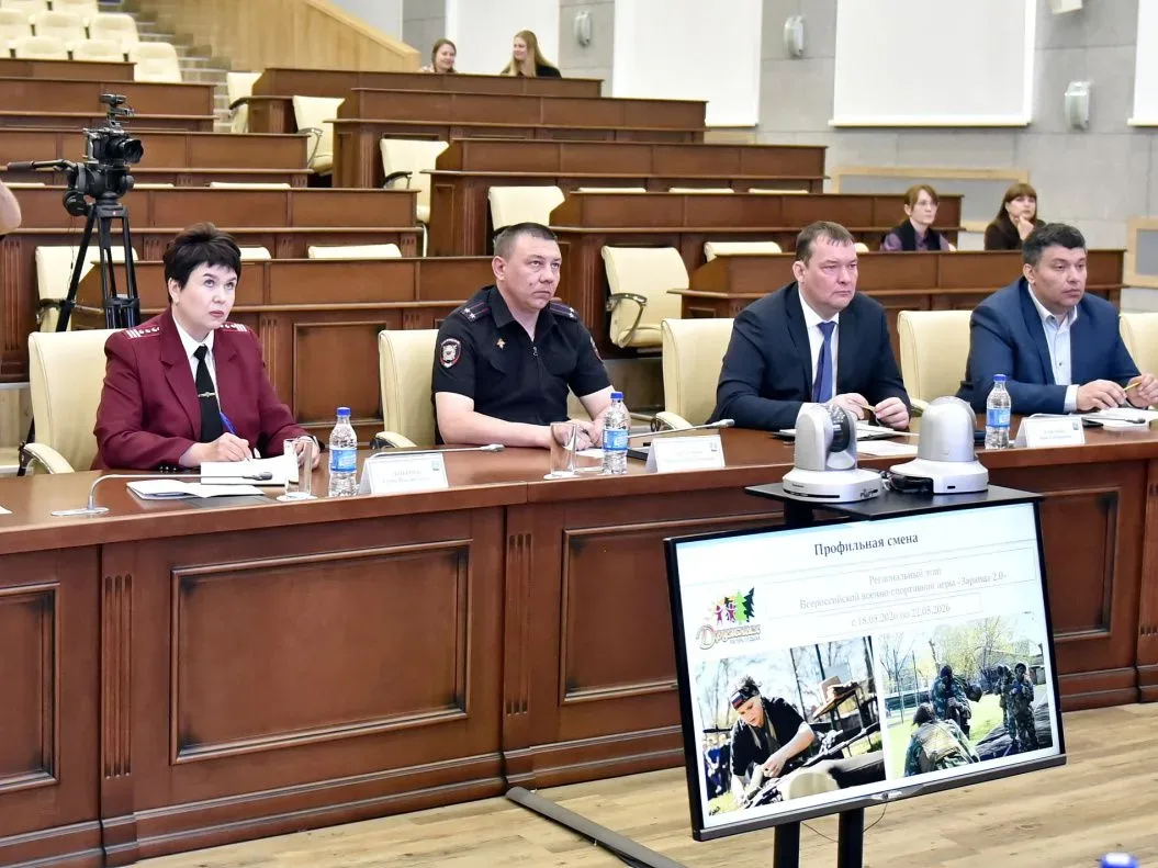 🌳В администрации Барнаула обсудили подготовку к летней оздоровительной кампании 2026 года  В админис