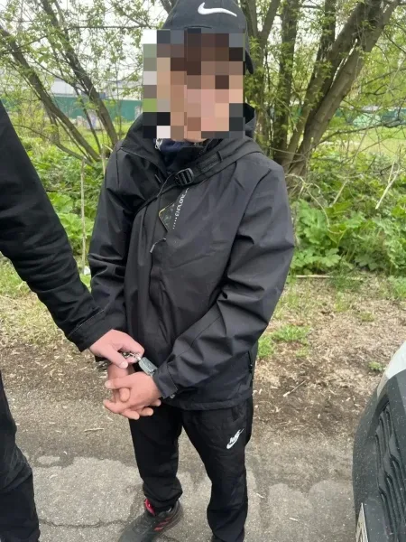 💊 В Ивановском районе поймали очередного наркозакладчика  При личном досмотре у 30-летнего мужчины б