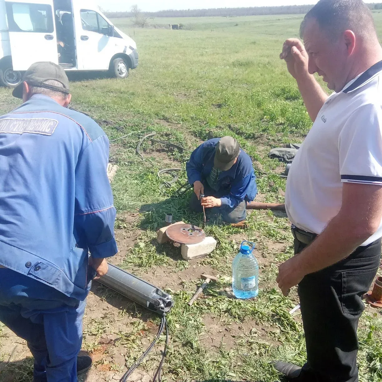 🔧 Продолжаются работы на сетях водоснабжения в Старобельском округе  Работники МБУ Центр "Благоустро