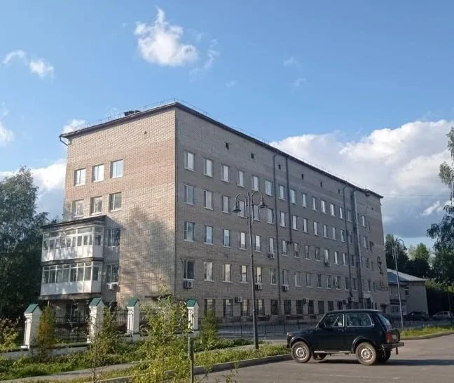 ❗️В Тобольске временно закрыли один из корпусов областной больницы №3  В пятиэтажном здании на улице