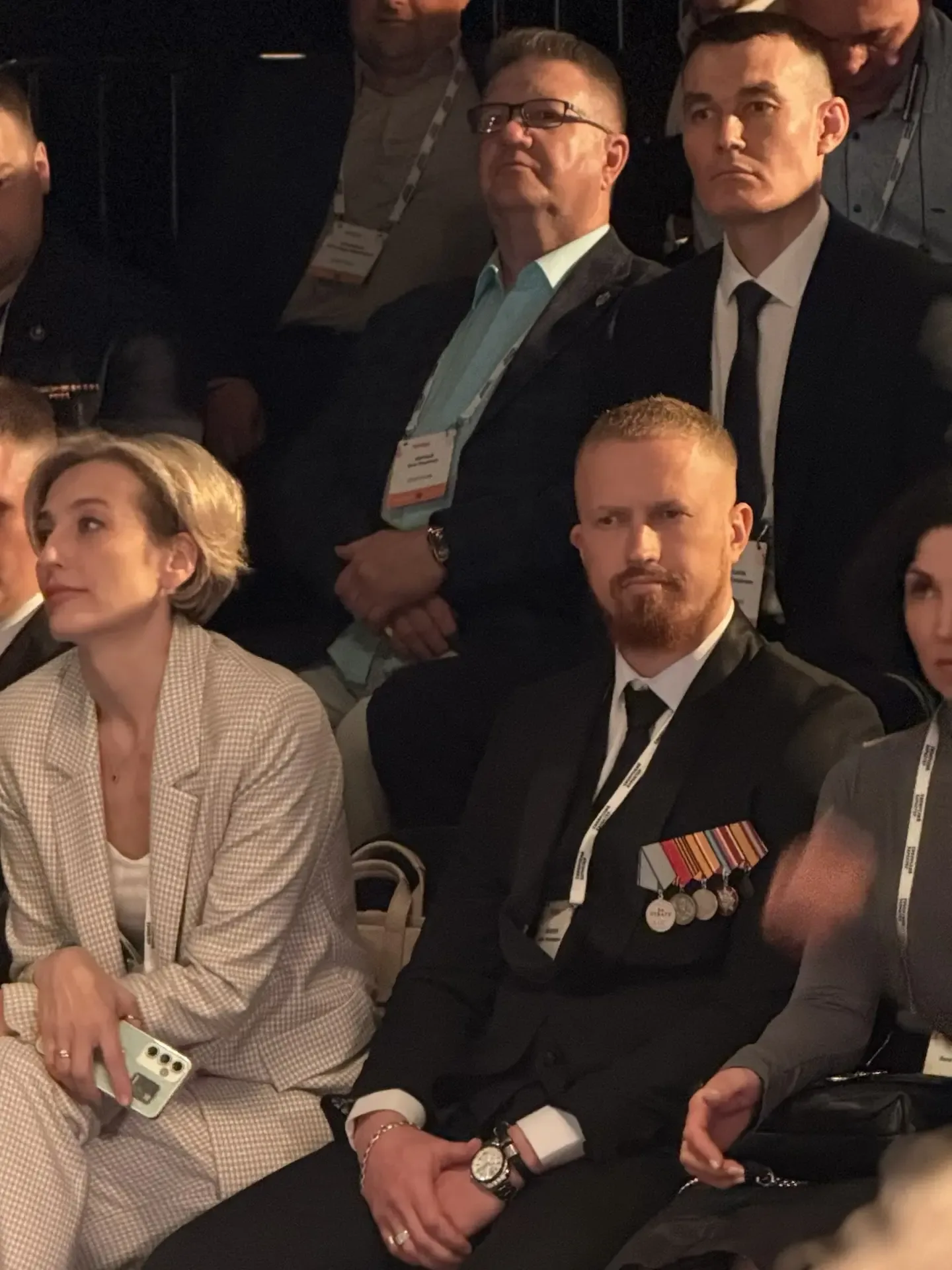 Сегодня я ощутил всё: мурашки по коже, ком в горле… Не думал, что в театре можно испытать такие эмоц