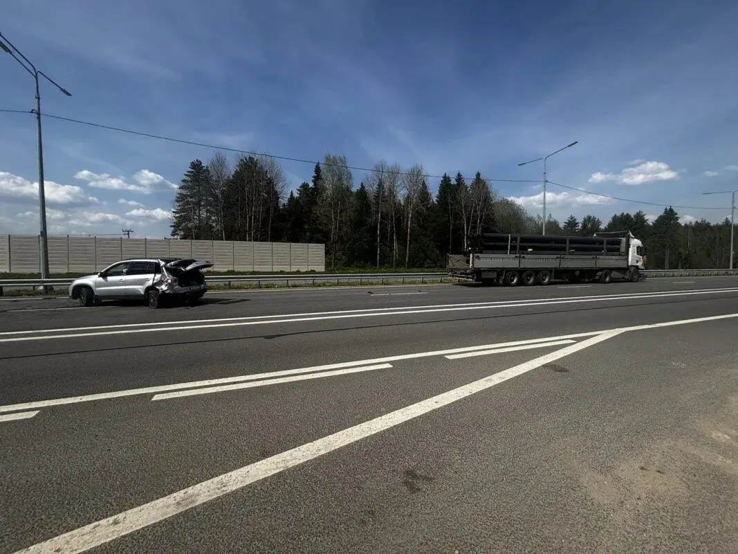 Трасса А-114 в Вологодском округе вновь попала в сводки ДТП   Сегодня утром там столкнулись тягач «С