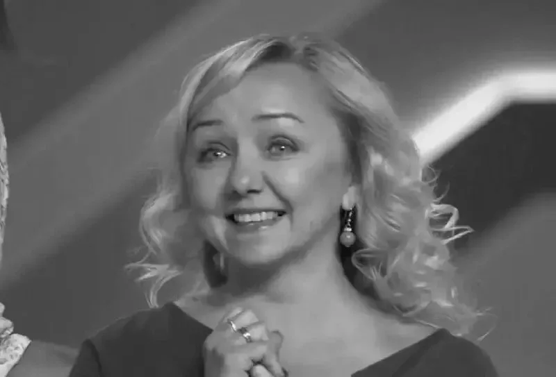 🕯️ Участница КВН Елена Рыбалко из команды «Утомлённые солнцем» погибла в аварии в Сочи.  Женщину нас
