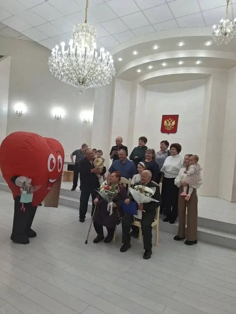 Супруги Бояркины из Краснокаменска отметили юбилей супружества. 50 лет любви: трое детей, девять вну