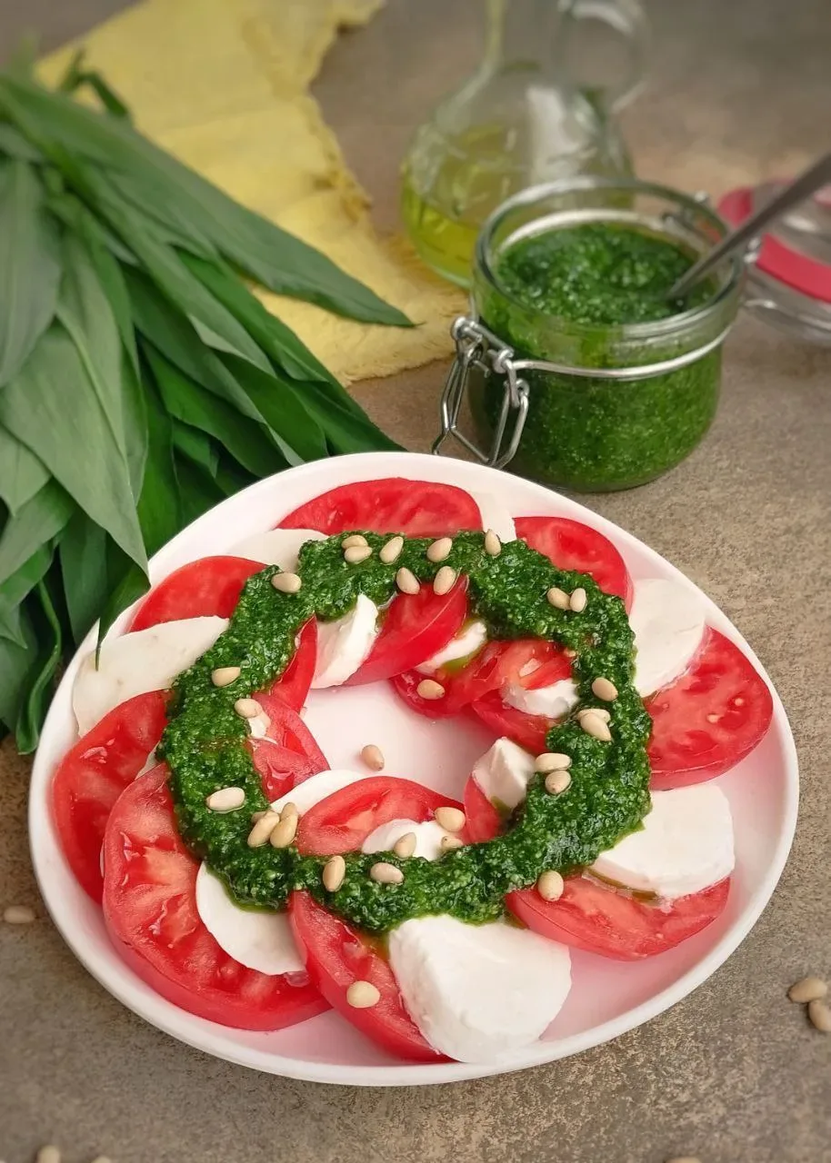 СОУС ПЕСТО ИЗ ЧЕРЕМШИ 🌿 Именно это песто я люблю больше всего, а к базилику я вообще спокойно отношу