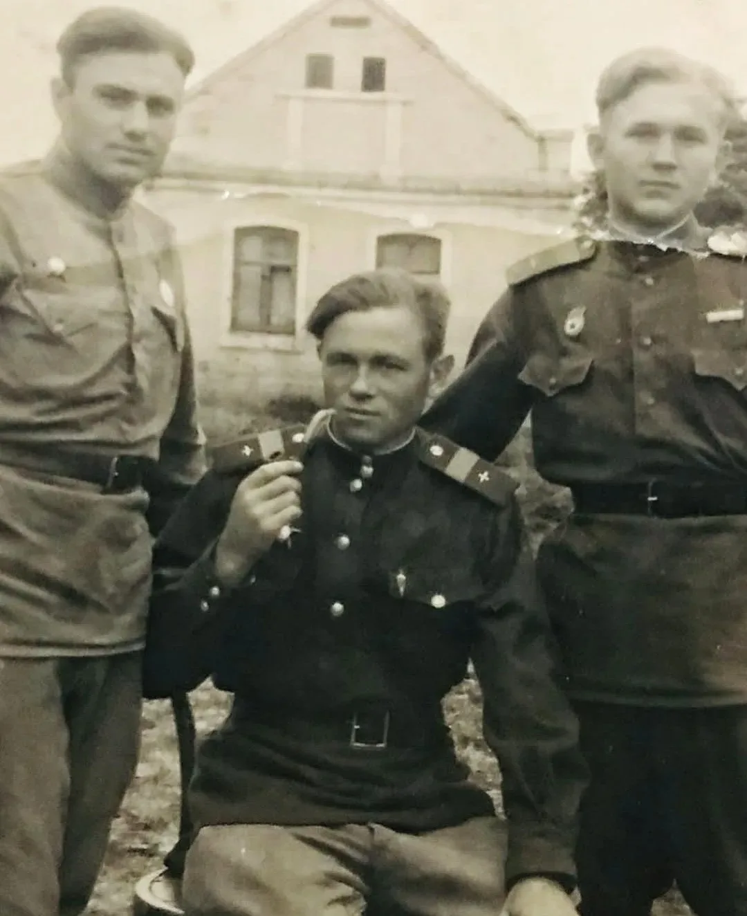 «Этот праздник со слезами на глазах» — это не просто строчка из песни.  Всегда пишу пост в этот день