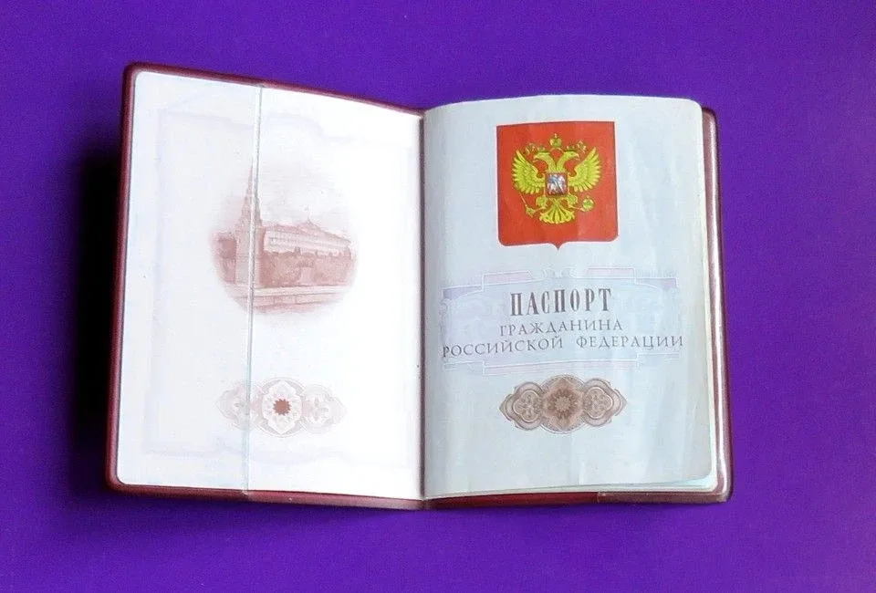 Примеры из судебной практики показывают нам, что на законных основаниях у граждан требуют предостави