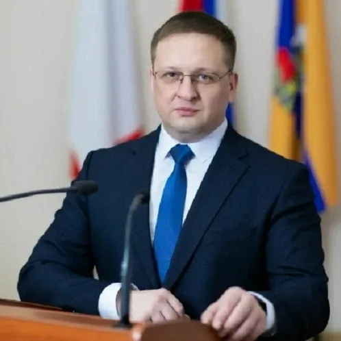 Временно исполняющим полномочия главы Череповецкого округа назначен Николай Сальников. Подписано соо