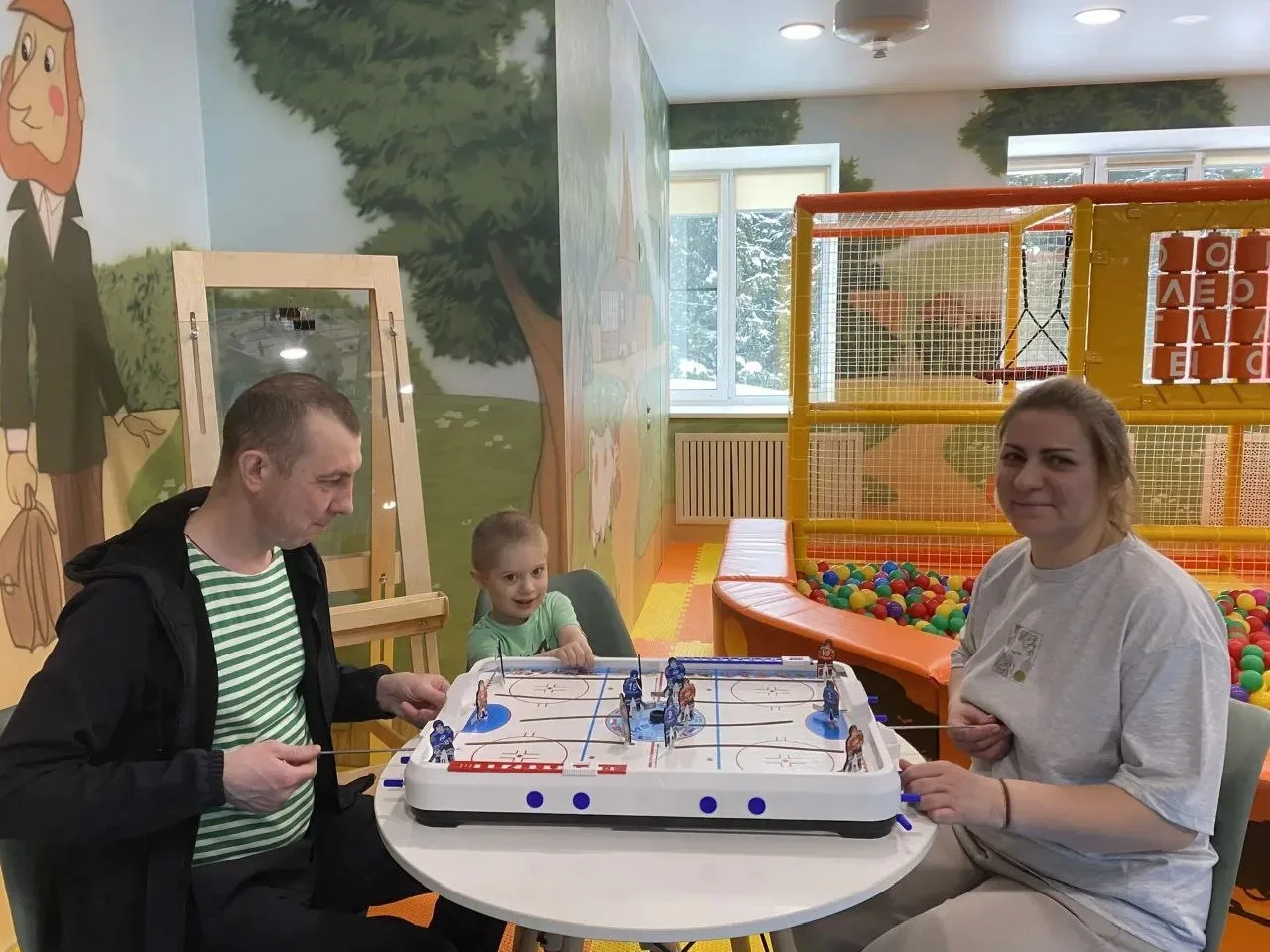 ⭐ Почти 850 человек получили медицинскую помощь в Центре реабилитации для участников СВО и членов их