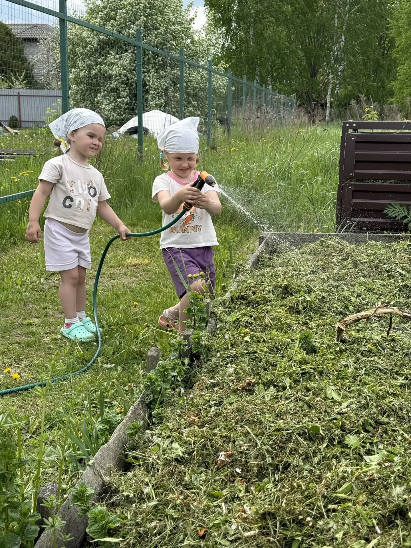 Сейчас прольем кучу водой с добавлением бактерий и будет перепревать👌
