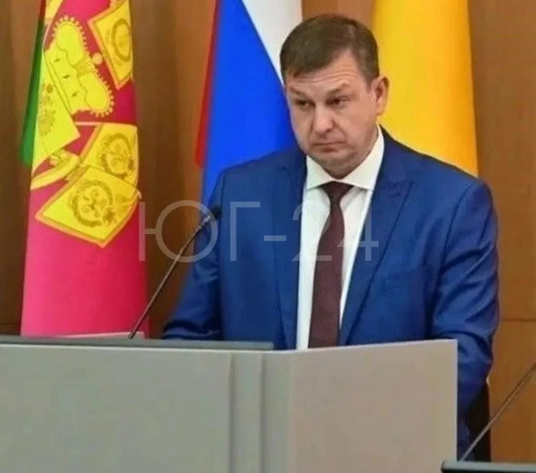 Замглавы Новороссийска и руководитель управления капстроительства Роман Карагодин оштрафован на 10 т