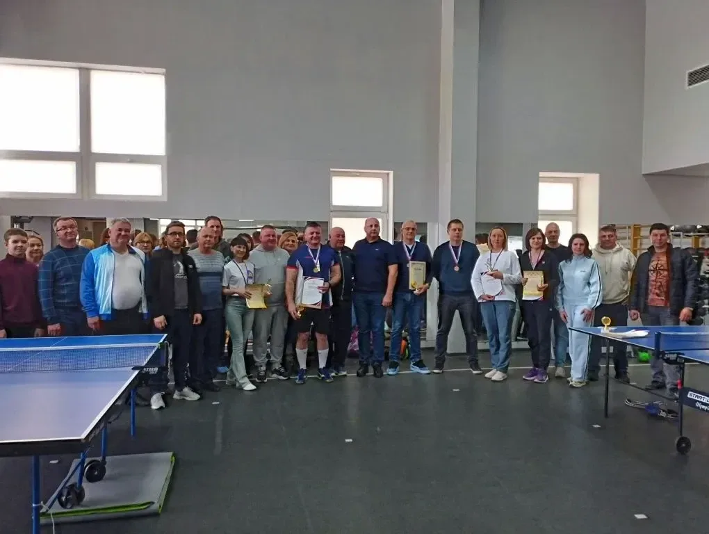 Соревнования по плаванию и теннису среди медучреждений региона   💪В прошедшую субботу в рамках Спарт