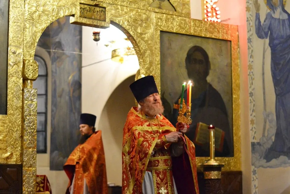 Христос Воскресе!   Светлые пасхальные дни подходят к концу. Завтра мы будем праздновать Отдание Пас