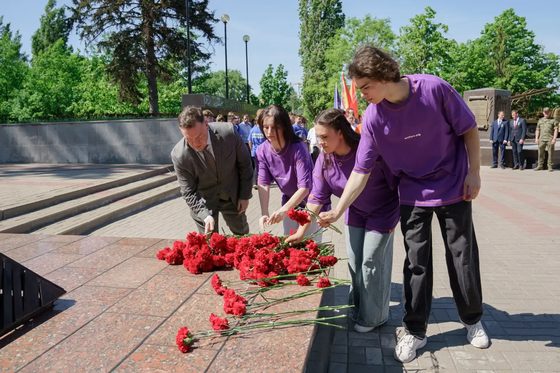 Колонна автопробега «Одна Родина – одна семья» добралась до Воронежа  Участников встретили представи
