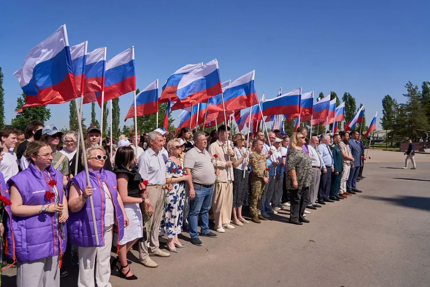 Добрый автопробег «Одна Родина – одна семья» продолжает путь в Донецк   Этот автопробег придумал и з
