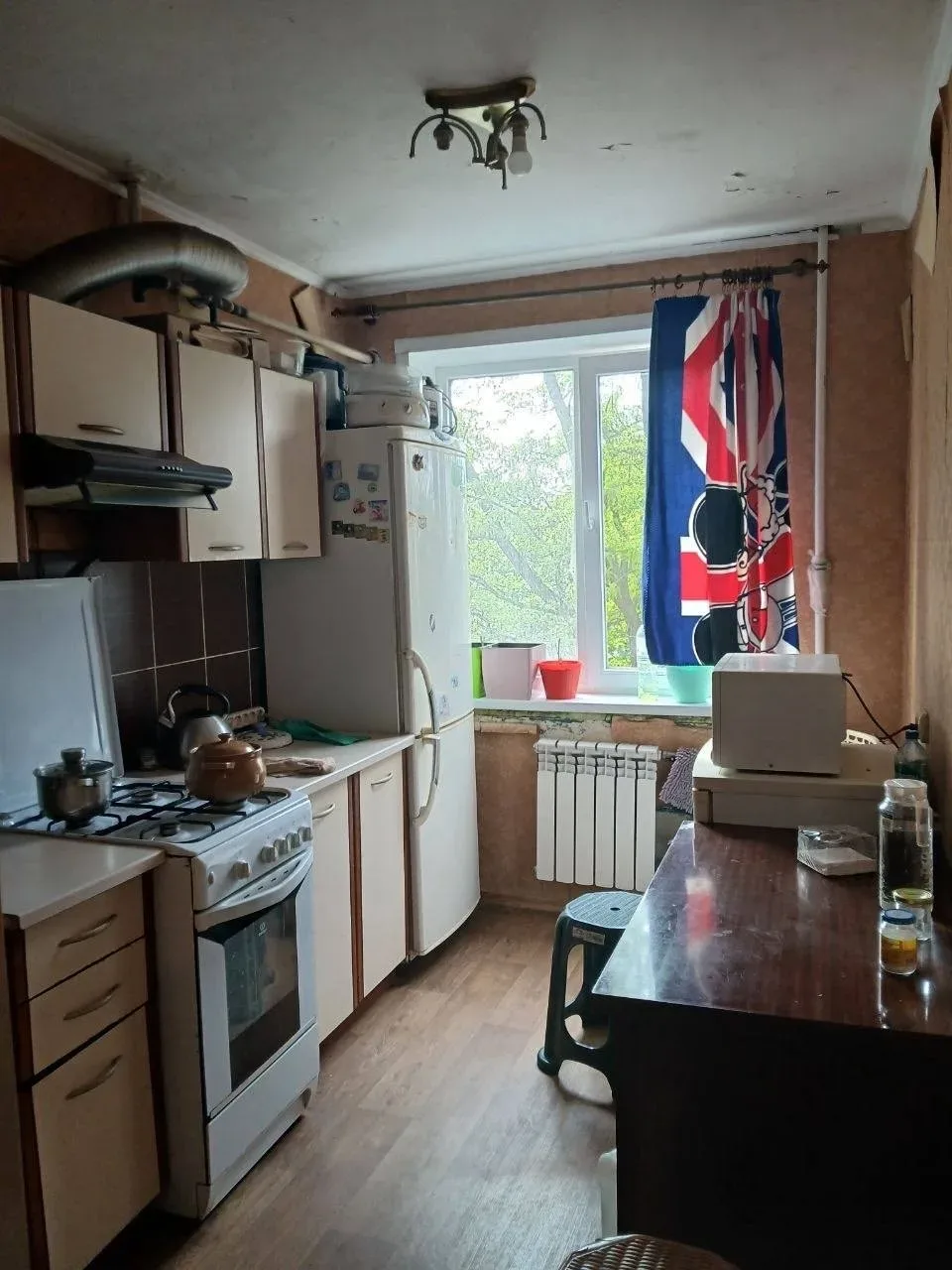 В продажу предлагается 2-х комнатная квартира Центральный район, район рынка  "Эдельвейс " 2/9, не у