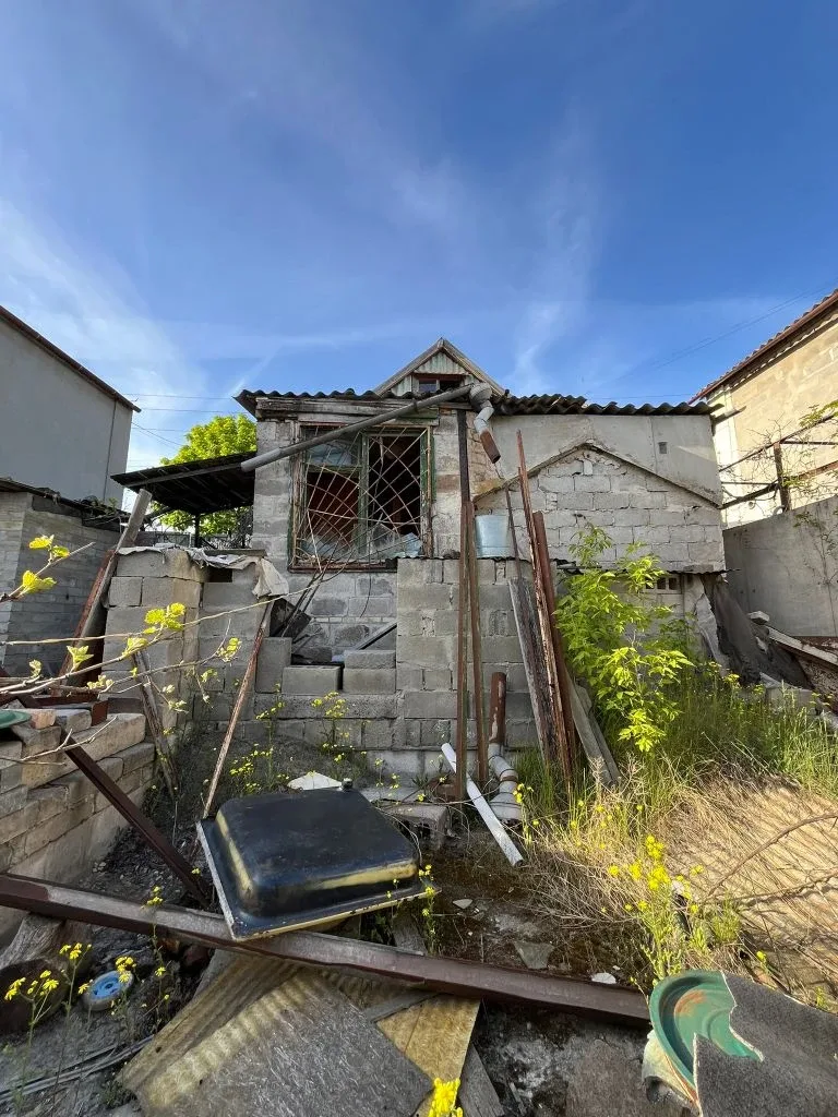 🏡 Продам дачу в черте Мариуполя. С гаражом и видом на город  📍 Локация: г. Мариуполь, ул. Ткаченко-П
