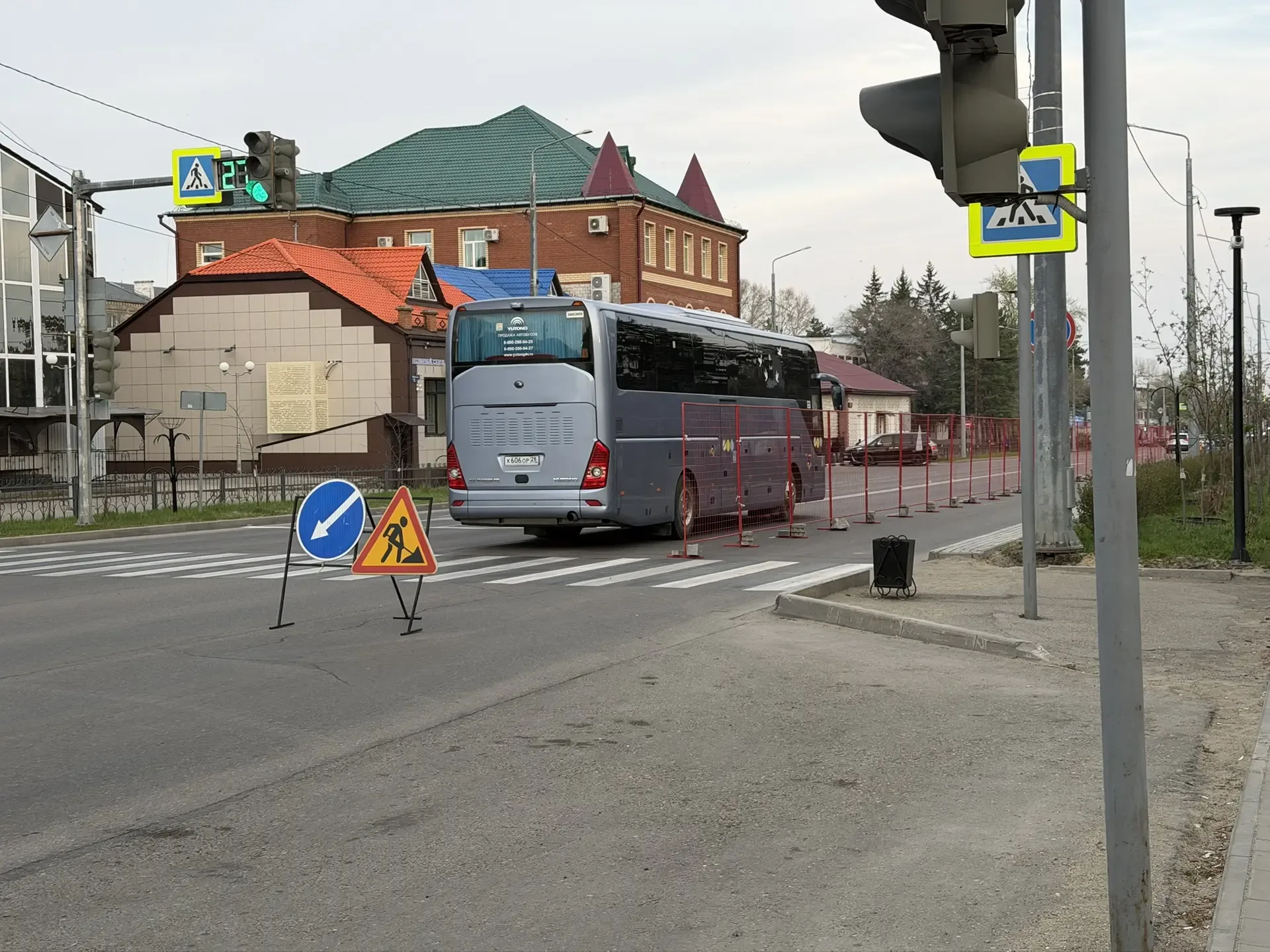 🚧 В центре Свободного началось частичное перекрытие улицы Ленина  ‼️ На участке от улицы Зейской в с