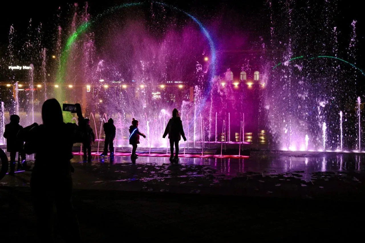 ⛲ В Свободном начинает работать городской фонтан  График работы опубликовала пресс-служба главы горо