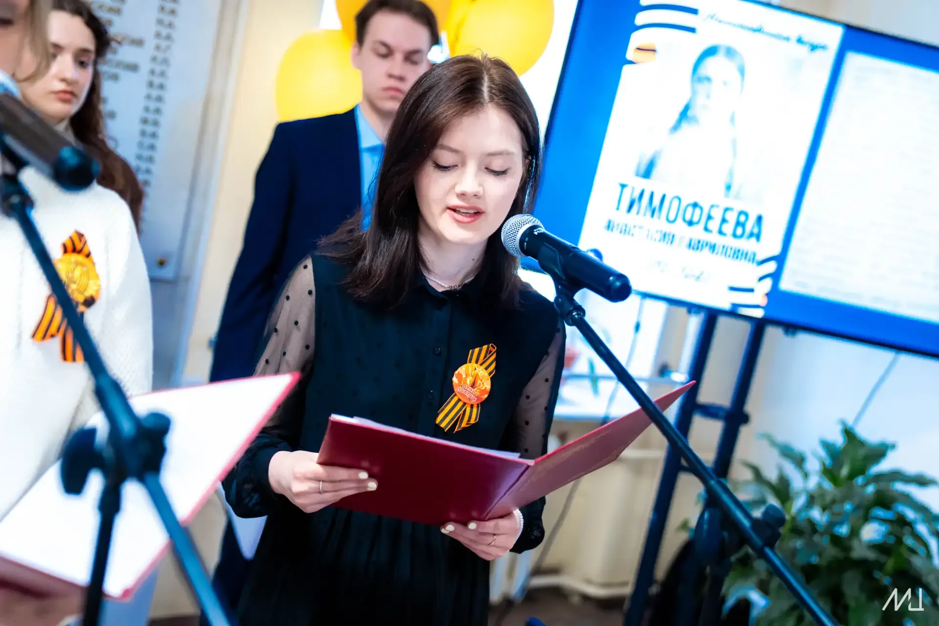 Сотрудники, преподаватели и обучающиеся нашего университета возложили цветы к мемориальным доскам, н