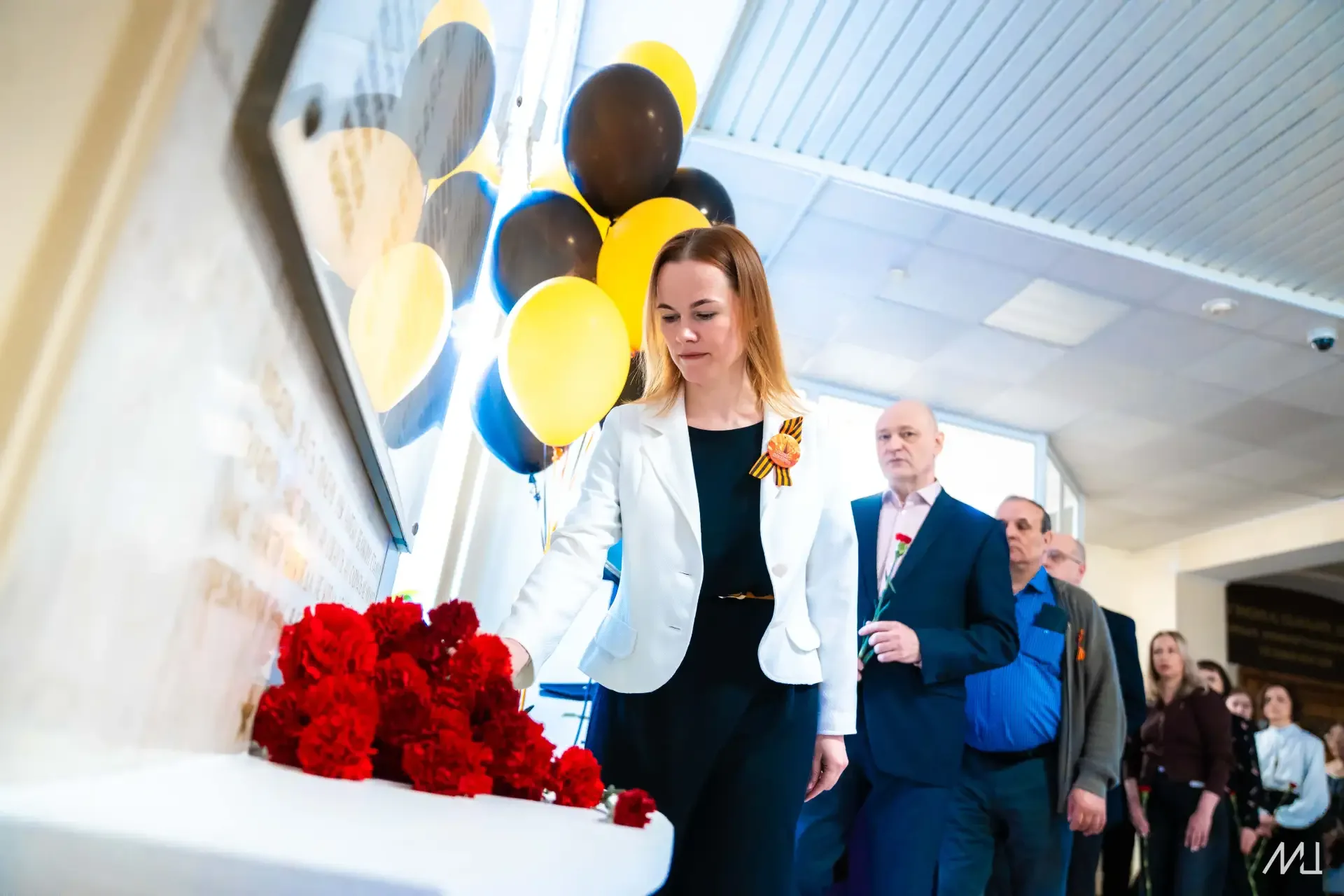 Сотрудники, преподаватели и обучающиеся нашего университета возложили цветы к мемориальным доскам, н