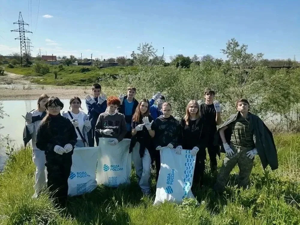 🟢Экологический марафон: Абинский район очистил водоёмы в рамках акции «Вода России».  Об этом расска