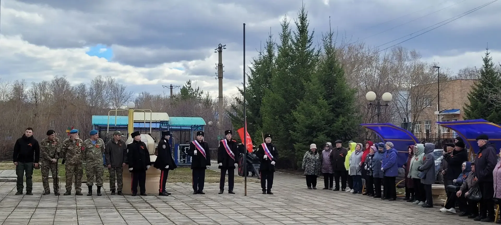 В КЦСОН «Казачинский» прошла «Эстафета Победы», посвященная 81-й годовщине Великой Победы. В ней при