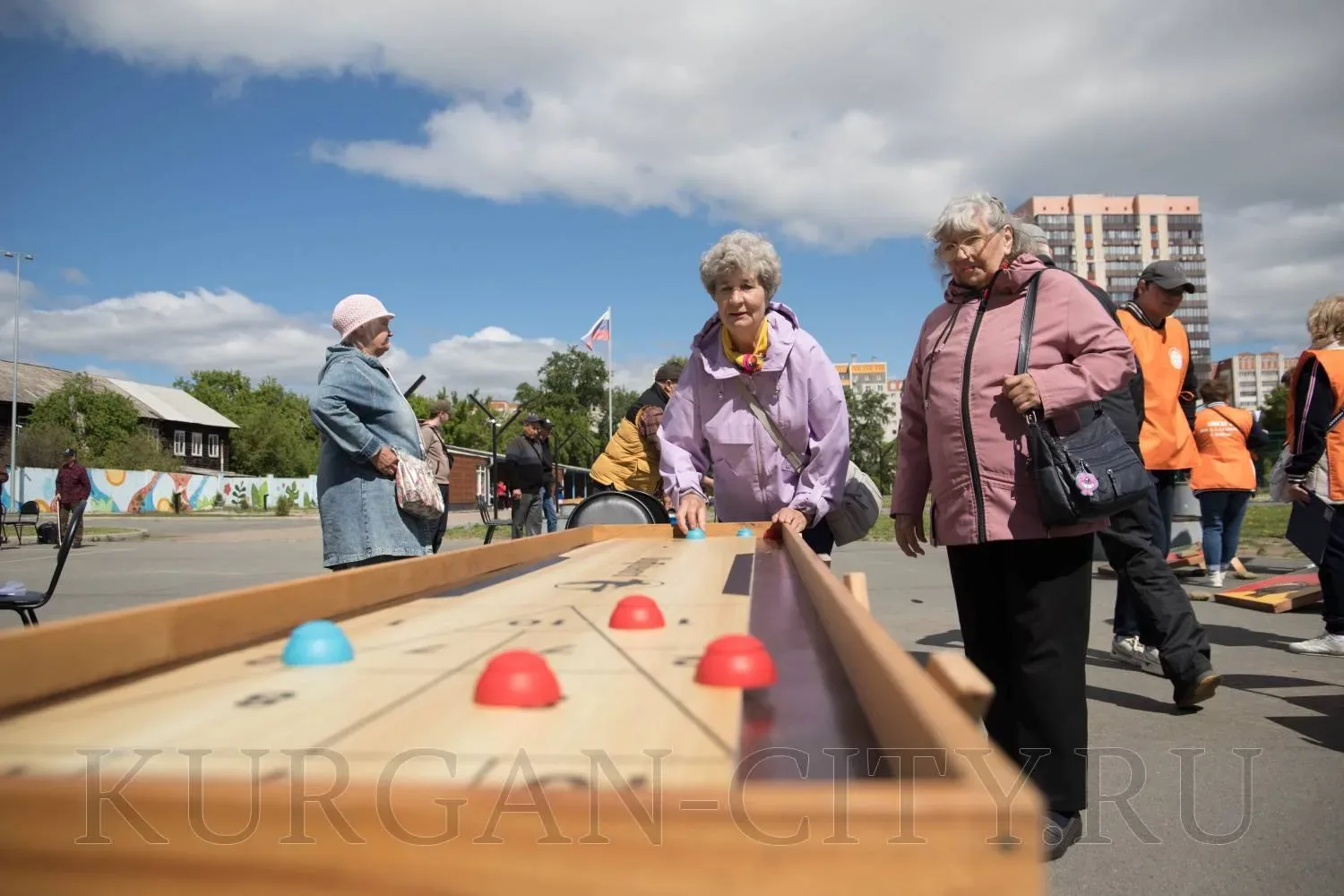 Сегодня в Кургане на базе стадиона-парка «Энергетик» стартовала первая городская спартакиада среди и