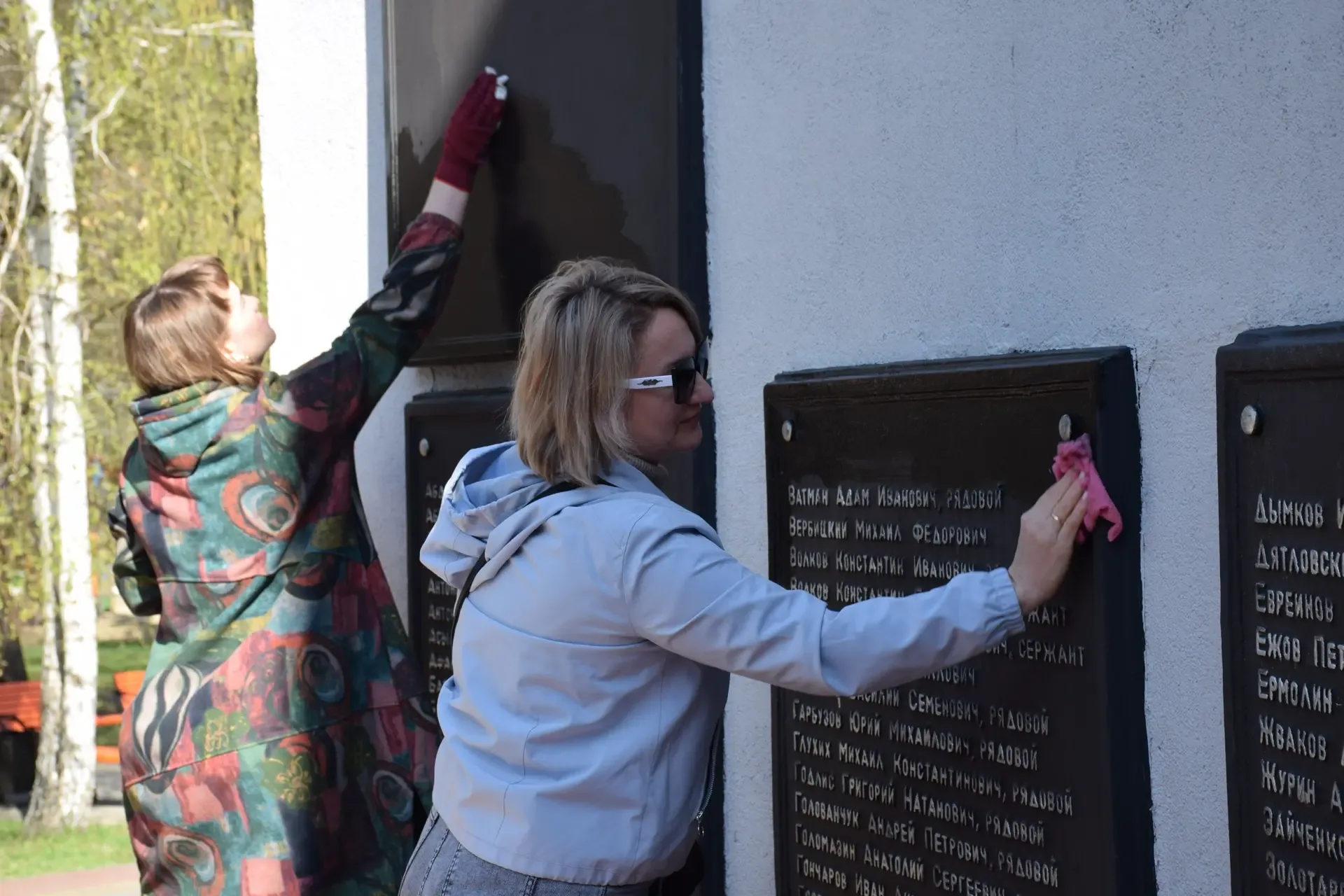 Глава города Антон Науменко сегодня, 2 мая, провел очередной рабочий объезд по городу. В центре вним