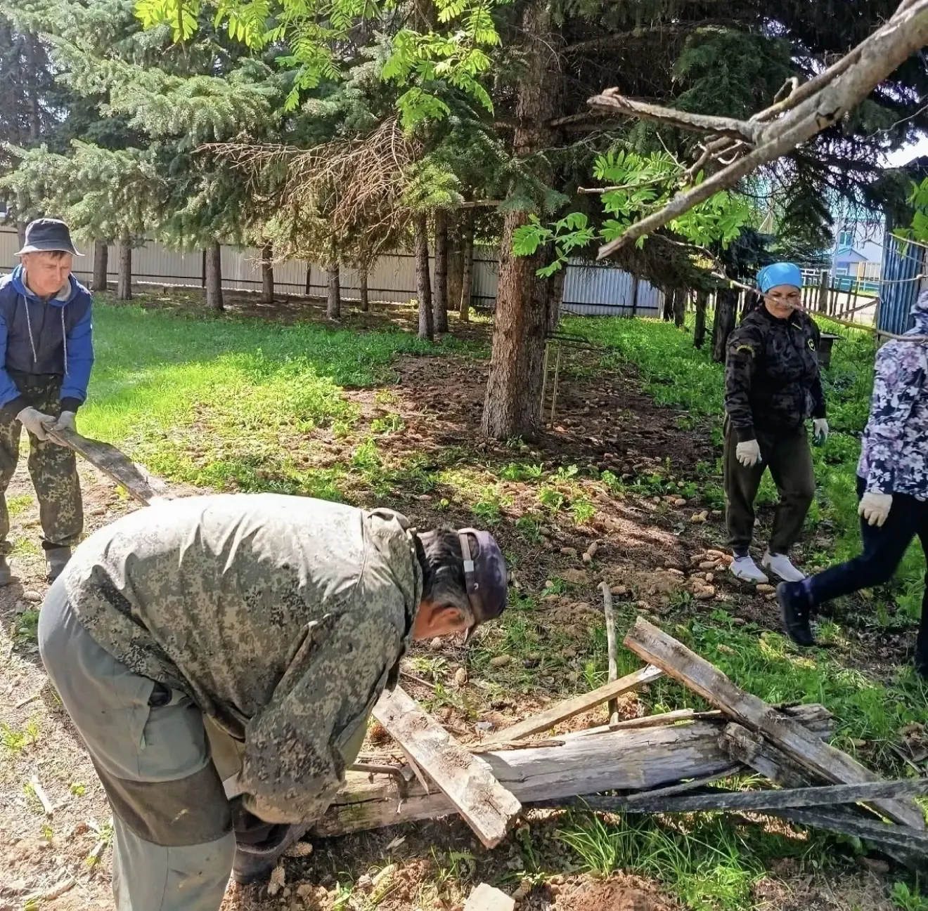 🌿🌿Каждую неделю в Ибрагимовском сельсовете проводятся субботники, направленные на поддержание чистот
