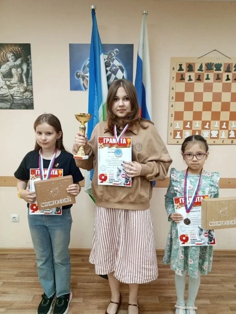 🔥🔥🔥 В СК «Толпар» г. Уфа прошли открытые соревнования по классическим шахматам «Ход Победы», посвяще