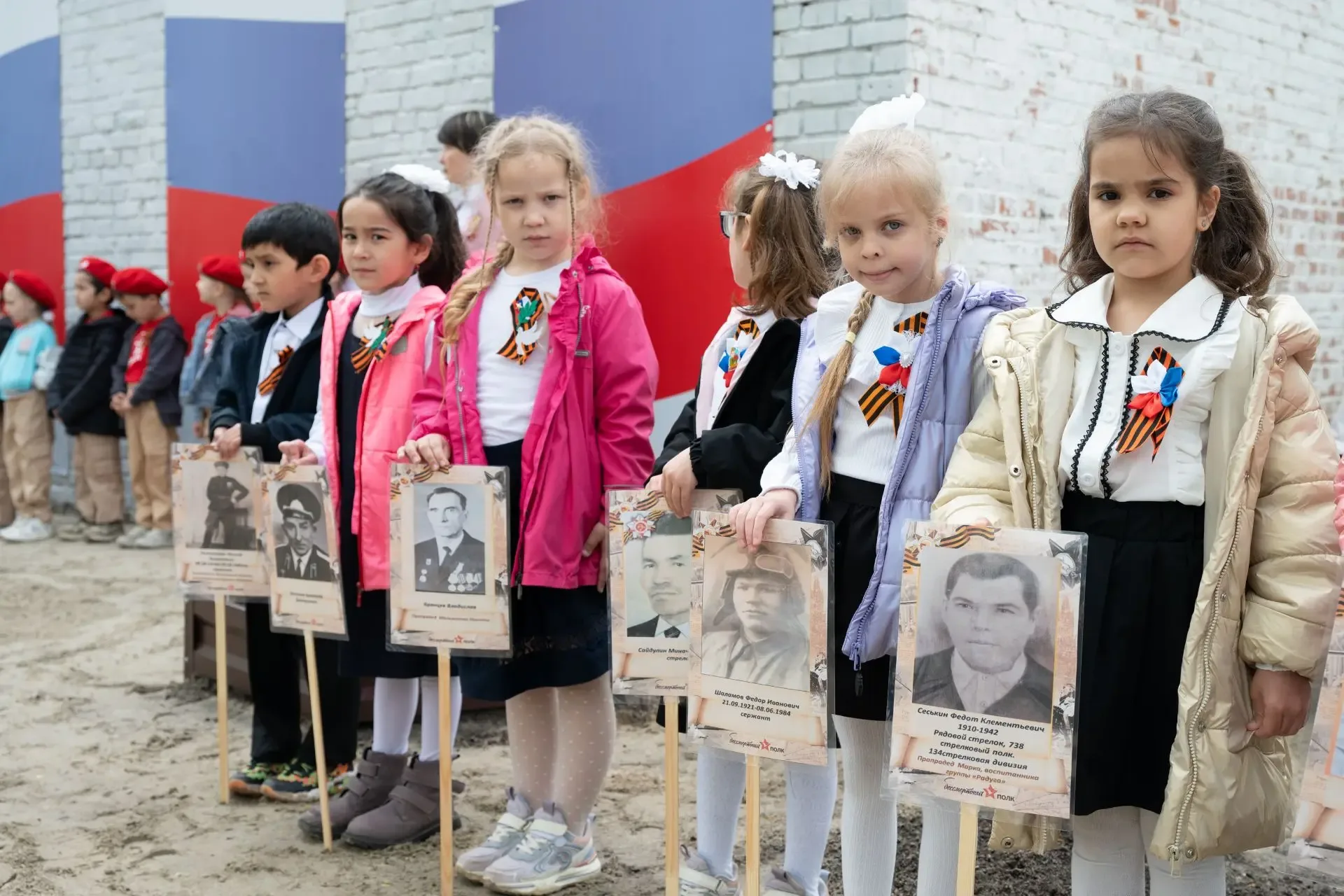 В тюменских социальных учреждениях патриотическое воспитание начинается с детского садика. Сейчас вы