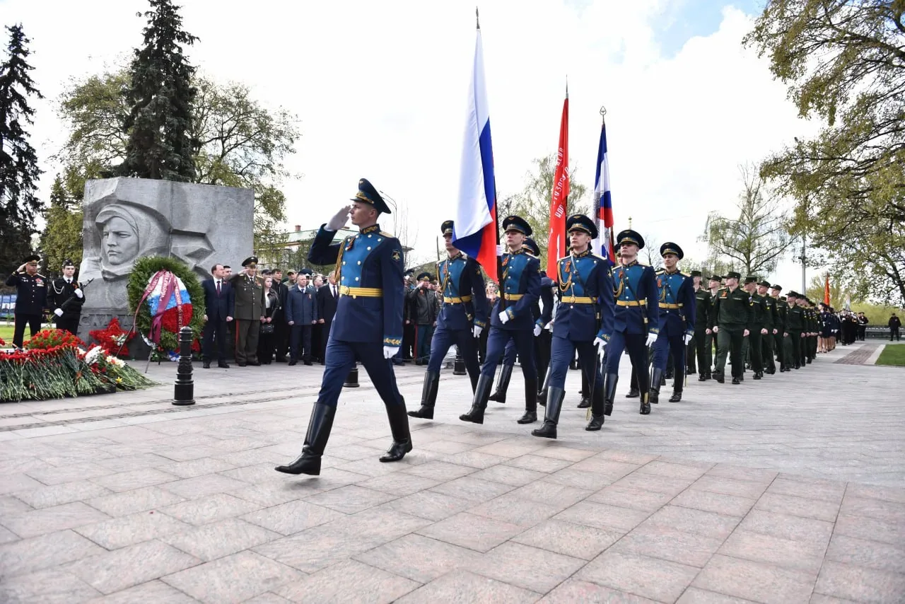 Мероприятия ко Дню Победы  ⏰9 мая (сб)  🔹Главные торжества традиционно пройдут на Советской площади 