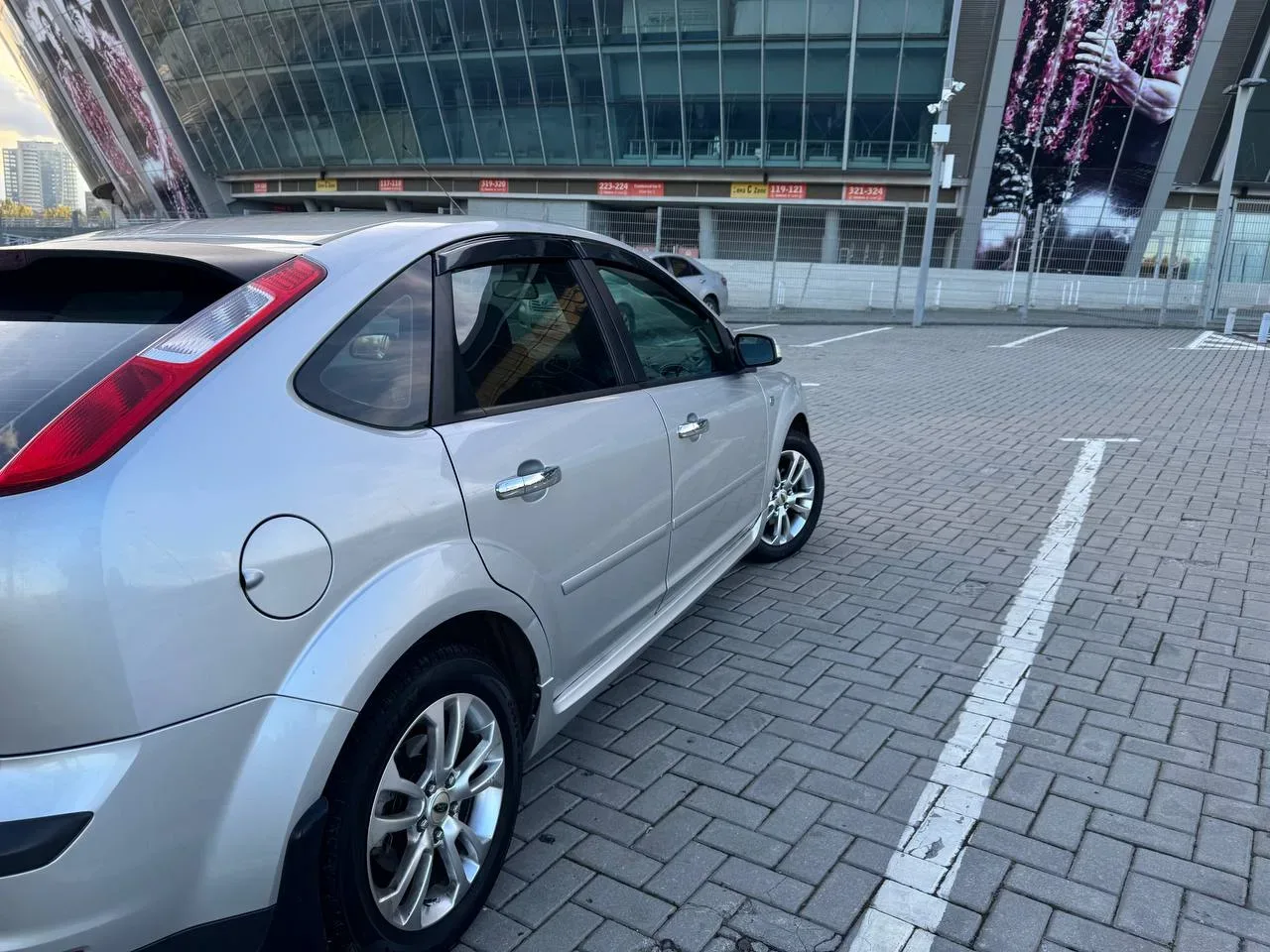 Продаю FORD фокус (focus) 2007 1.6 МКПП, 115л.с. По машине было сделано очень много, сделал отдельны
