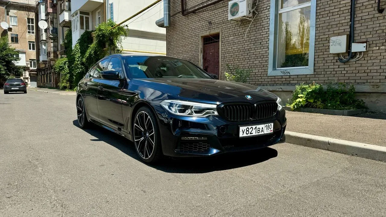 Продам  BMW 540d Xdrive (3 литра #Дизель  320л.с., полный привод), 2019 г.в. ЦЕНА: 4,690,000₽ Торг. 