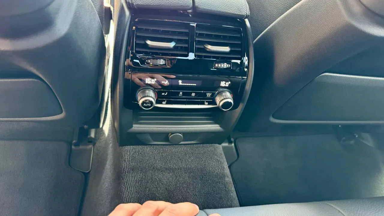 Продам  BMW 540d Xdrive (3 литра #Дизель  320л.с., полный привод), 2019 г.в. ЦЕНА: 4,690,000₽ Торг. 
