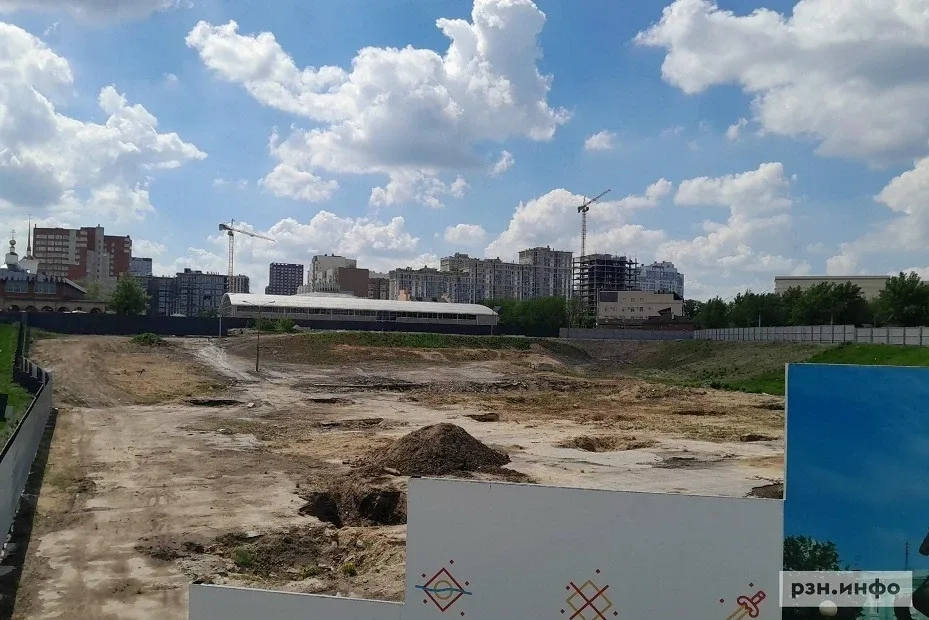 «Центральный рынок Рязани сносят: вместо торговых рядов вырастет жилой квартал» Мэрия Рязани официал
