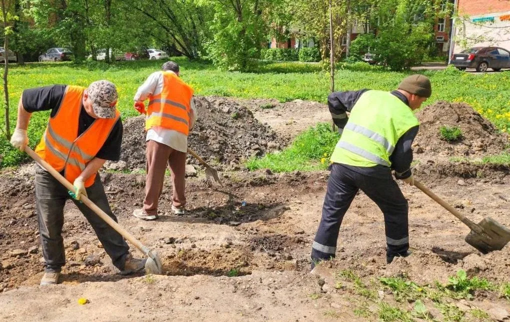 👣В Подольске на двух улицах обустраивают народные тропы  На улице Маштакова между домами №8 и №10 со