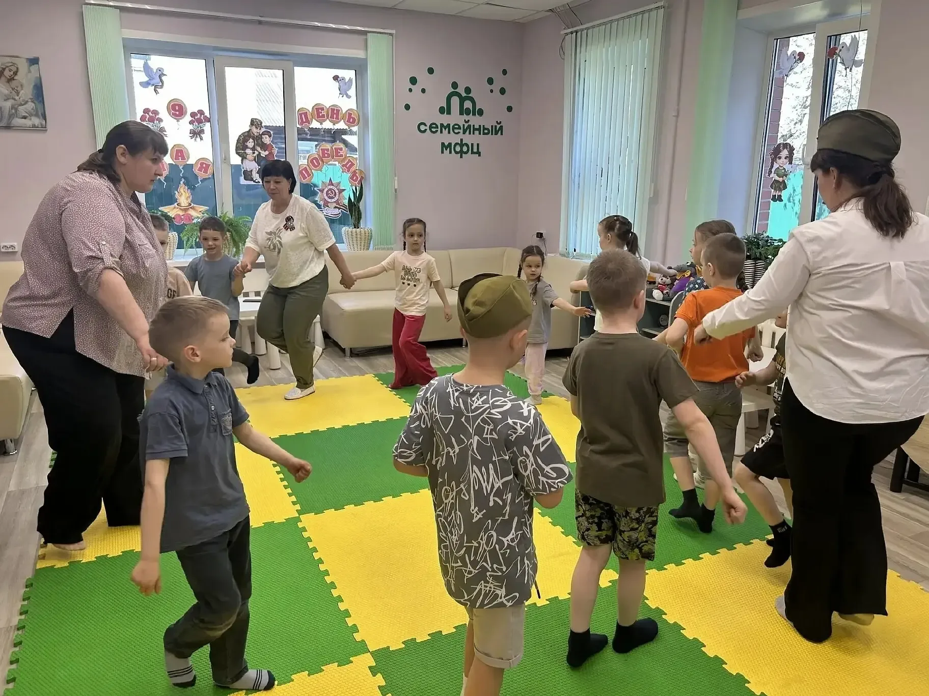 Жуковка | Брянская область🏡  🔹 В нашем Семейном МФЦ состоялся большой и светлый праздник, посвящённы