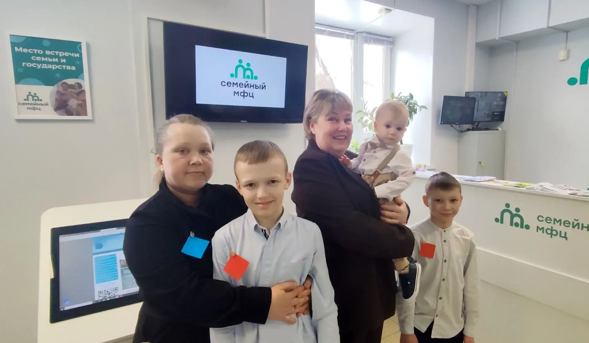 ✨️Как помогают семьям с детьми в Муроме В Муромском Семейном МФЦ продолжается активная работа по ока